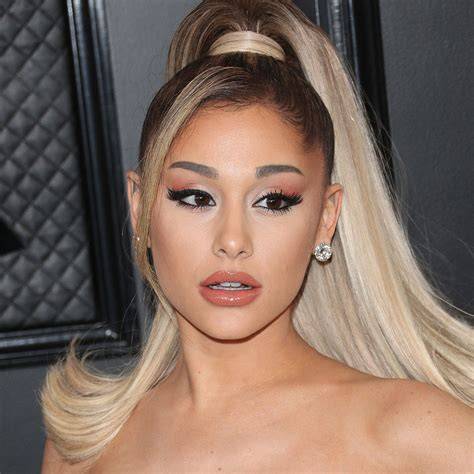 Ariana Grande hajszín változásai vizuális áttekintés