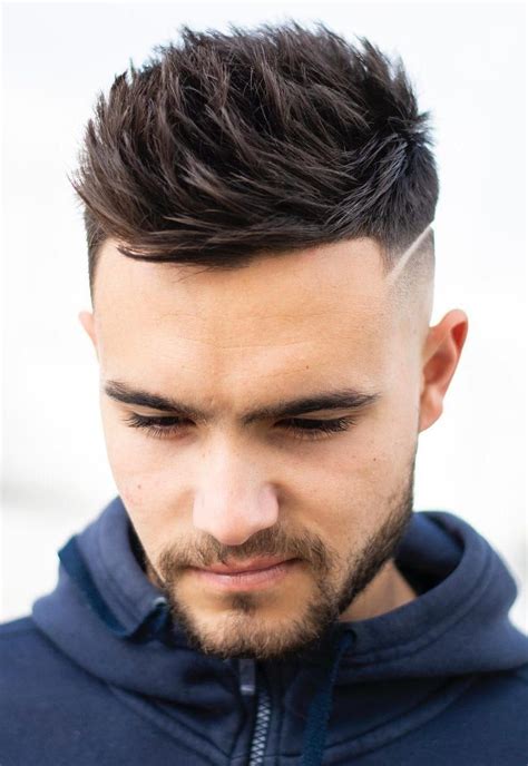 Férfi quiff frizura