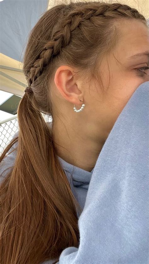 Különböző típusú hajfonatok