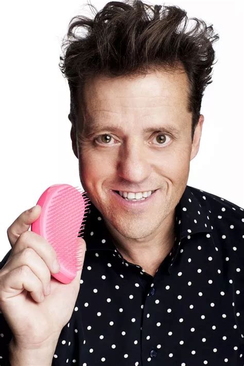 Shaun Pulfrey, a Tangle Teezer feltalálója.