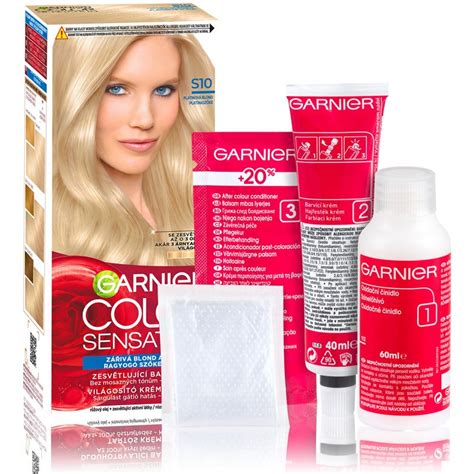 Lépésről lépésre illusztráció a Garnier Color Sensation S10 Platinaszőke hajfestés folyamatáról.