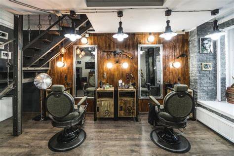 Különleges barber shop környezet hangulata és belsőépítészet