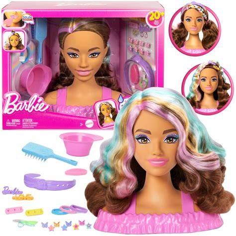 fodrász fej Barbie játékábra