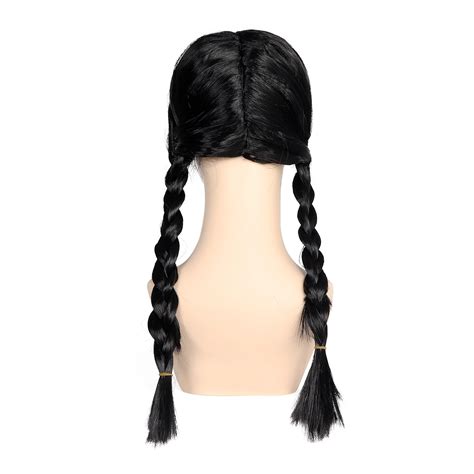 Hajcsatokkal díszített copf