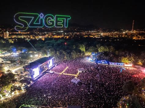 Sziget fesztivál haj-show: robotlányok és frizurák