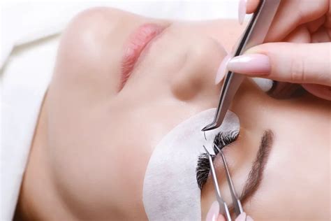 Műszempilla felhelyezés lépései