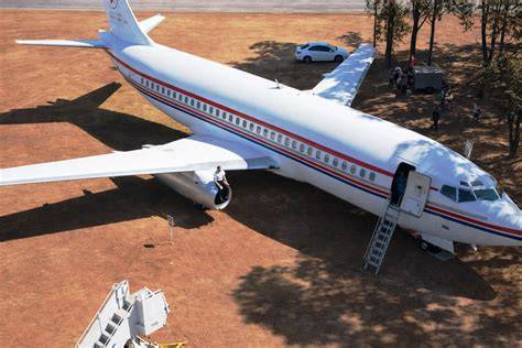 Queen Liliuokalani Boeing 737-200 archív fotó