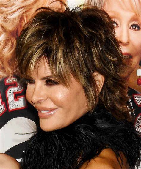Lisa Rinna ikonikus bob és shag frizurái