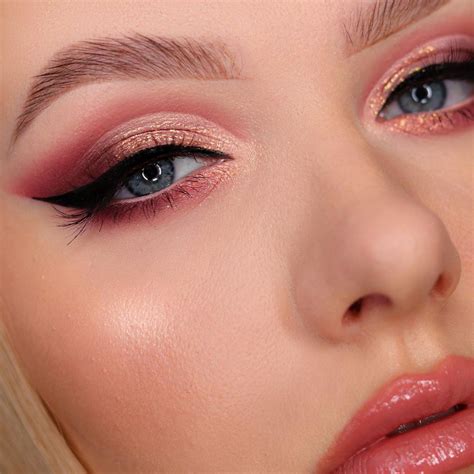 Smink inspiráció kék szeműeknek