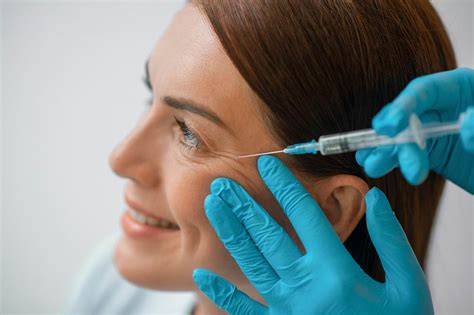 Infografika a Hair Botox működéséről: hogyan töltődik ki a hajszál belseje