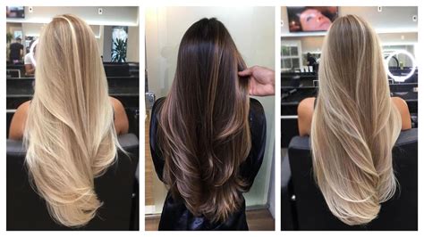 Női fodrász munkája