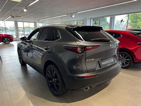 Egyedi Mazda megjelenés