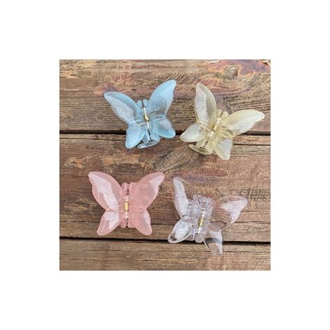 pillangó alakú hajtű díszítve kövekkel