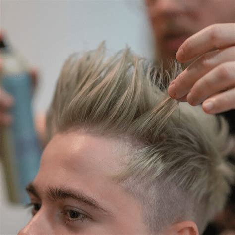 Férfi hajfestés előtt és után