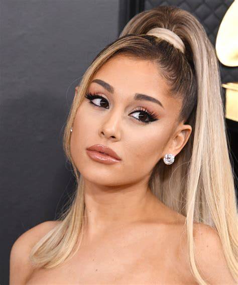 high ponytail Ariana Grande
