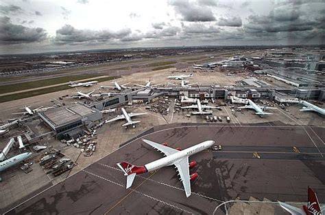 Heathrow repülőtér háromdimenziós terminálokra