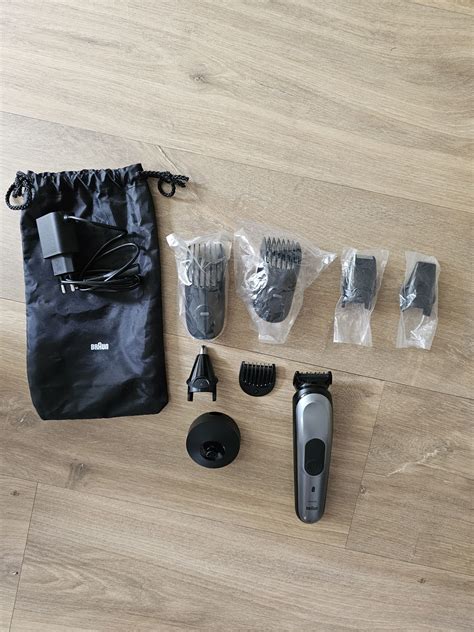 A Braun MGK 7221 multifunkciós szakállvágó