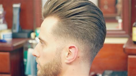 Átmeneti frizurák: Slicked back, Pompadour, Quiff
