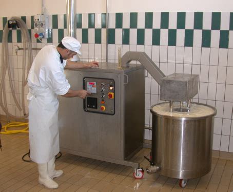 Különböző típusú élelmiszeripari gépek