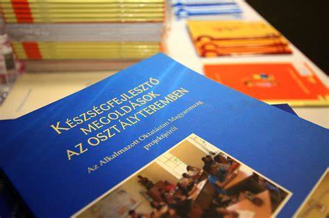 Képes vizuális bemutató a Szécsényi szalonról