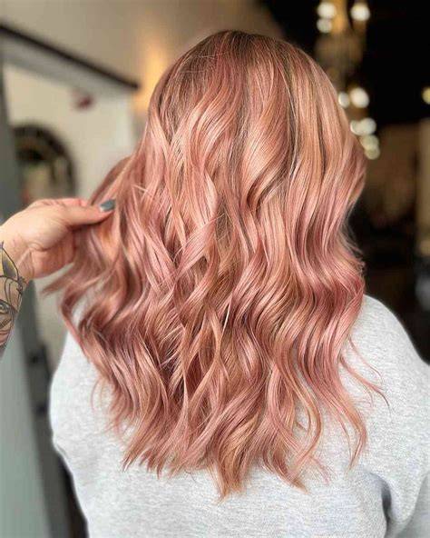 rose gold hair color scheme examples