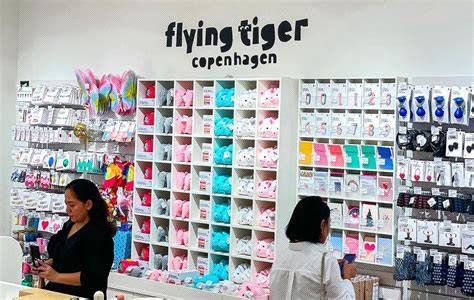 Infografika a Flying Tiger Copenhagen nemzetközi jelenléről: országok száma és boltok