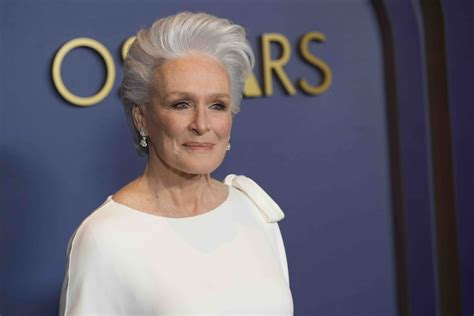 Glenn Close ősz hajjal