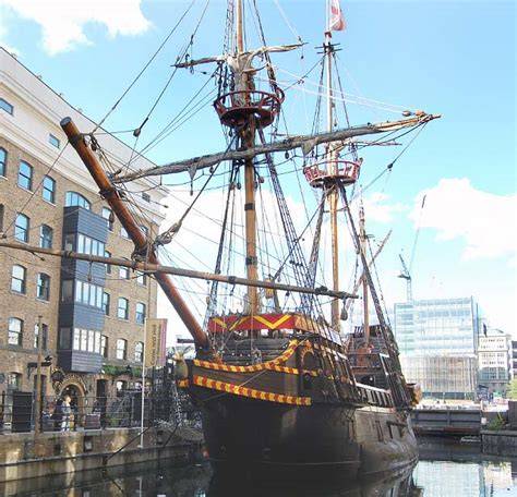 Golden Hind replika a londoni kiállításon