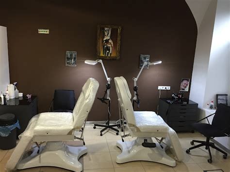 Szemöldök tetováló szalon Budapest