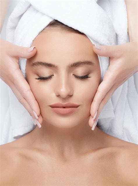 Arckezelés női szalonban