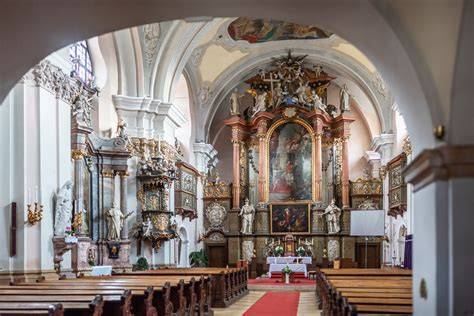történeti templom késő barokk architektúra