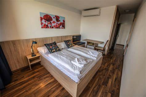Fotó: Hotel Silver**** szobák és erkélyes kilátás