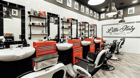 BarberShop via Budapesti street foto