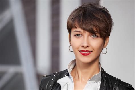 pixie frizura vékony szálú haj információs vizuális ábra