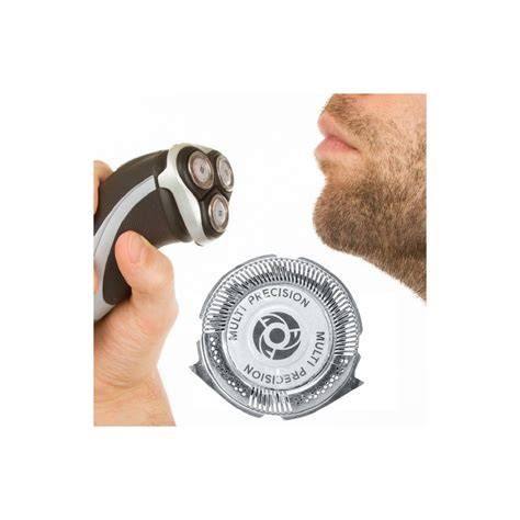 borotva fej és rögzítés<br>(kép a rögzítés folyamata)