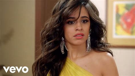 Camila Cabello a Havana sminkkollekcióban