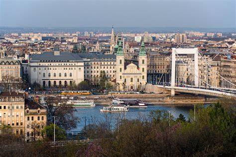 Budapest belvárosi szalon enteriőr