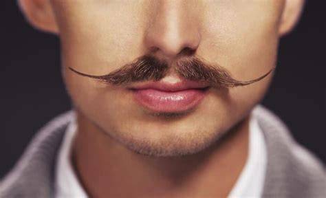 Movember bajusz növesztés