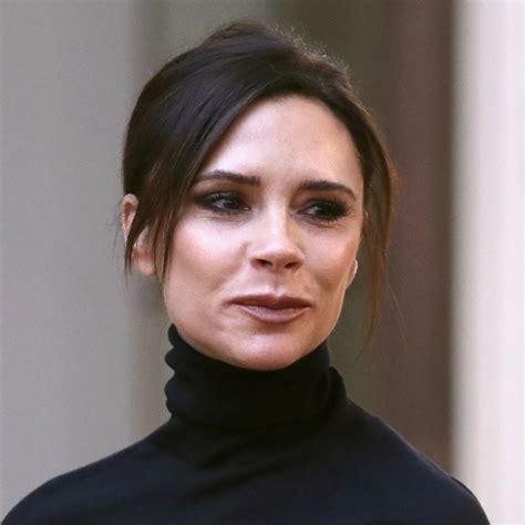 Victoria Beckham és más hírességek long bob viselésben - példaképek