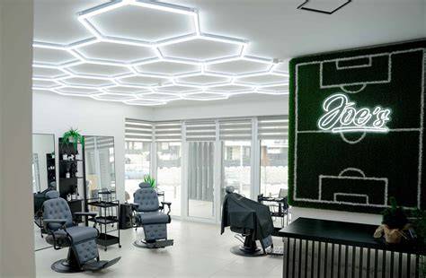Kép: Barber Shop belső hangulat, baráti környezet