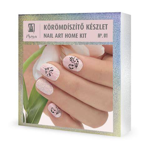 Infografika: Glamz készlet összetevői - tetoválások, hajszálak, körömdíszítő elemek