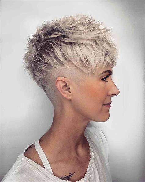 felnyírt frizura spiky fade