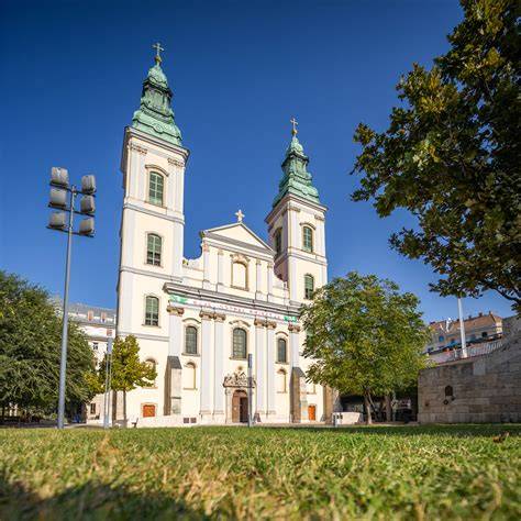 Szombathely belvárosi templom és parókia fotó