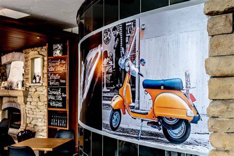 A Pony Bar Veszprém bemutatkozó vizuálja: stílusos és vendégcentrikus környezet