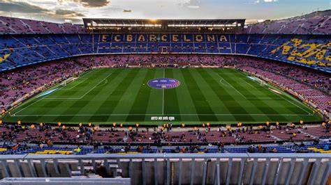 A képen Neymar a Gillette reklámjának forgatásán Barcelona Camp Nou stadionjában