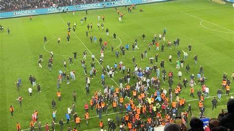 Videó: különböző focisták frizurái a világbajnokságokon