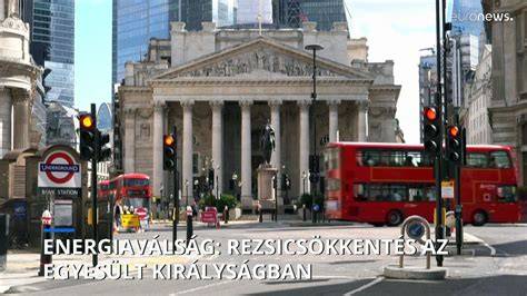 bírói paróka viselése az Egyesült Királyságban