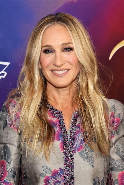 Sarah Jessica Parker hosszúkás arcformához illő frizurája