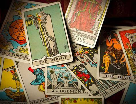 tarot kártya jóslás vizuális ábrázolása