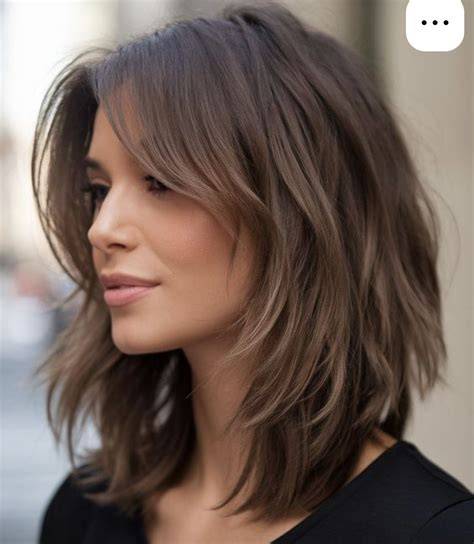Félhosszú frizura trendek: long bob, aszimmetrikus lob, wolf cut, függönyfrufru